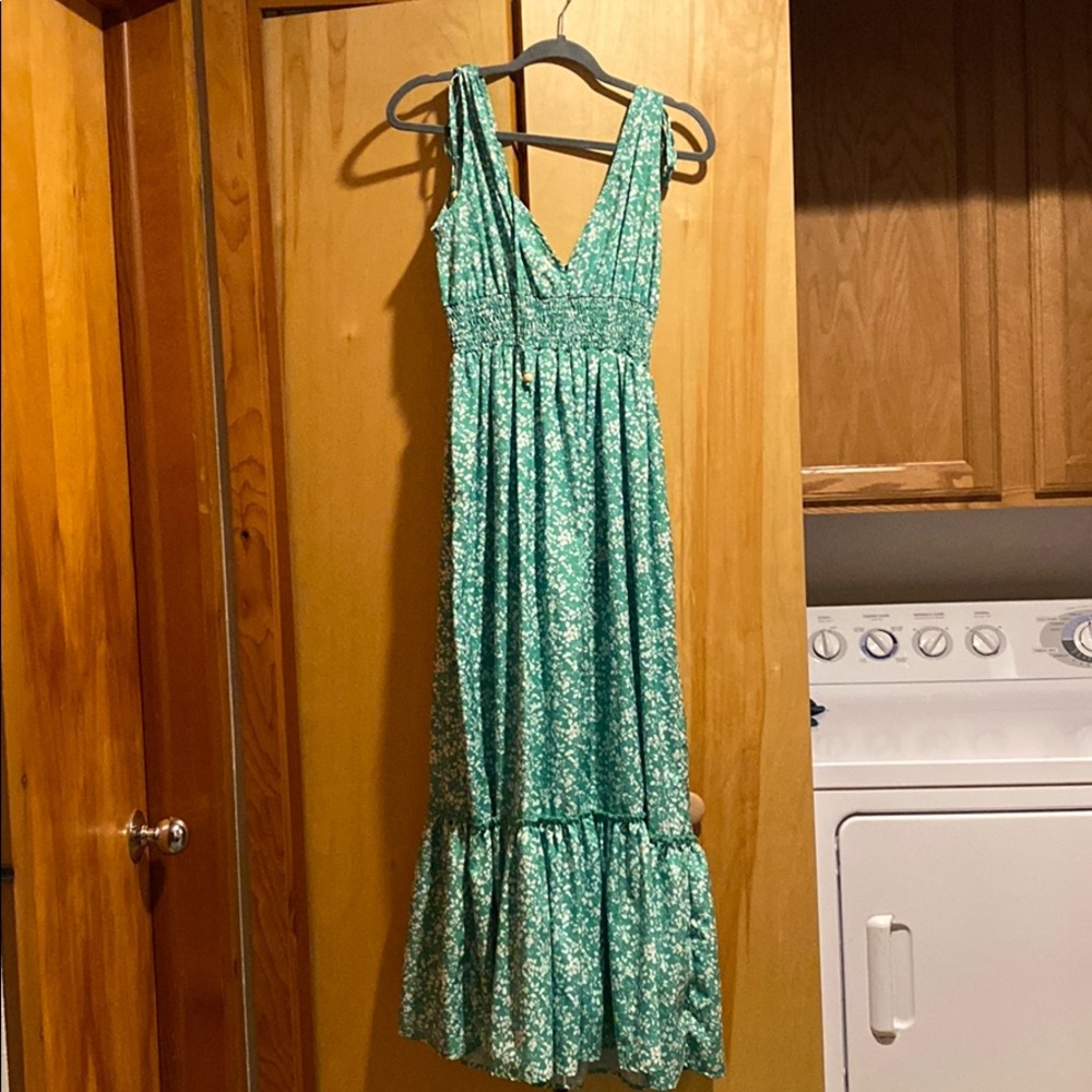 Size medium green white dress